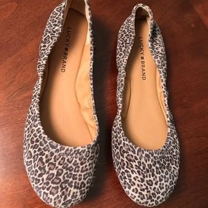 Emmie Persian Leopard Flat 9M, NWOT!
